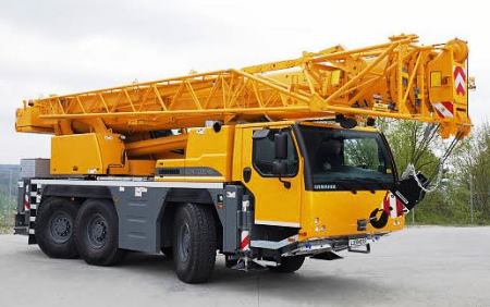 LIEBHERR или GROVE — сравнение техники